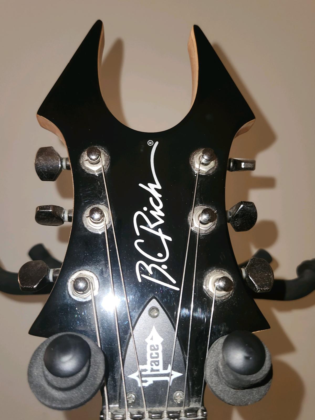 BC Rich Warbeast Trace Black Electric Guitar w Floyd Rose