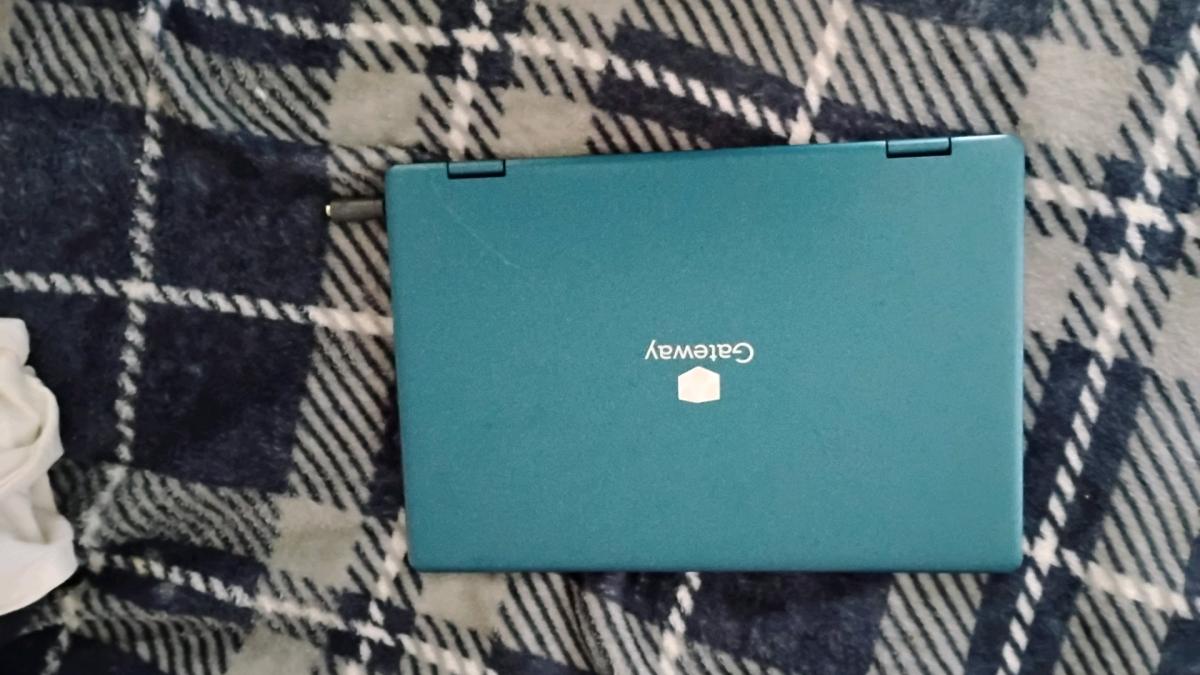 Microsoft gateway laptop
