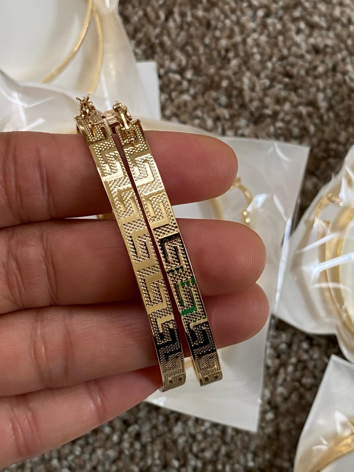 nice stainless waterproof earrings