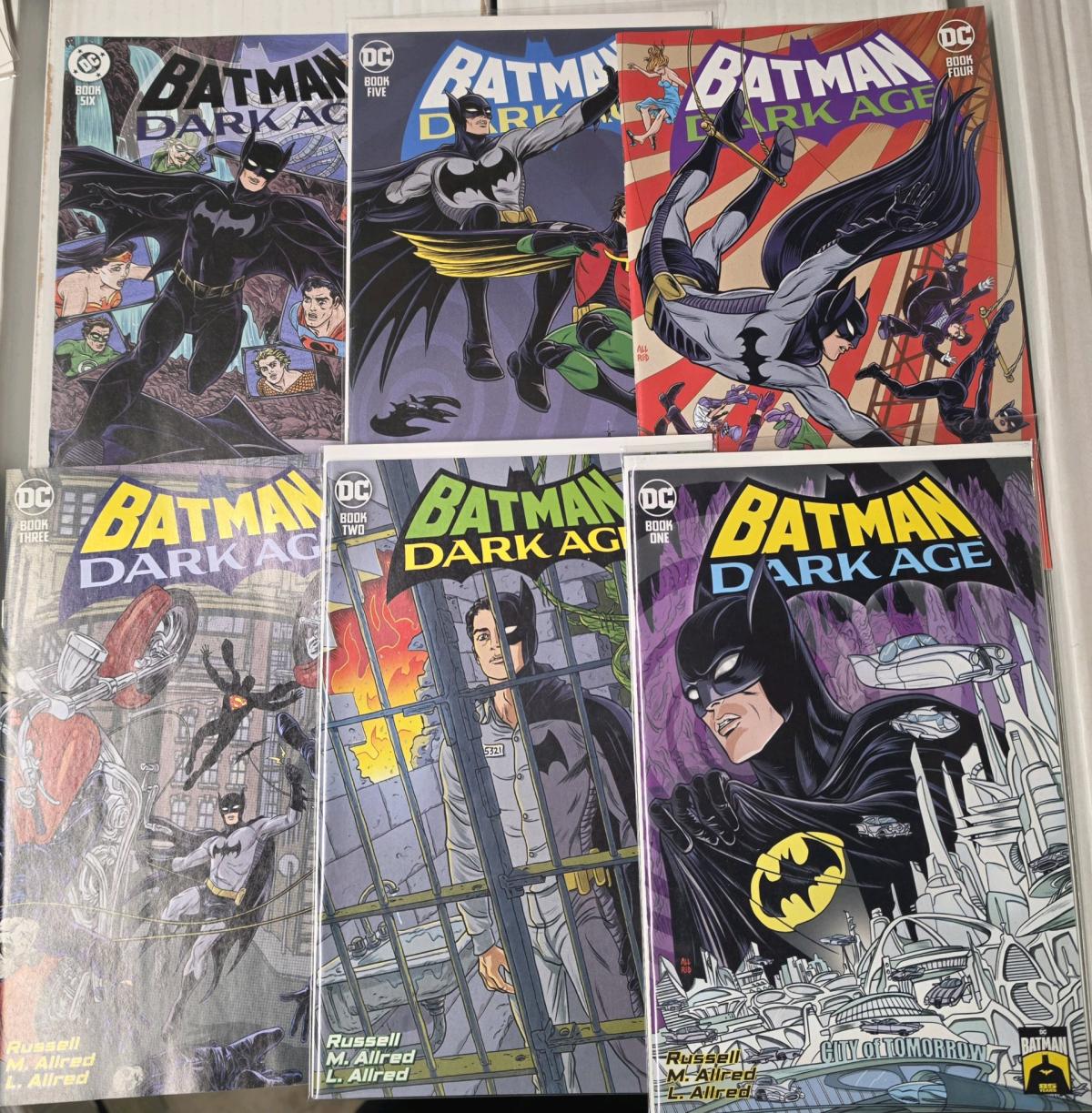 Batman Dark Age  16 DC Comics All Red Full Set Catwoman