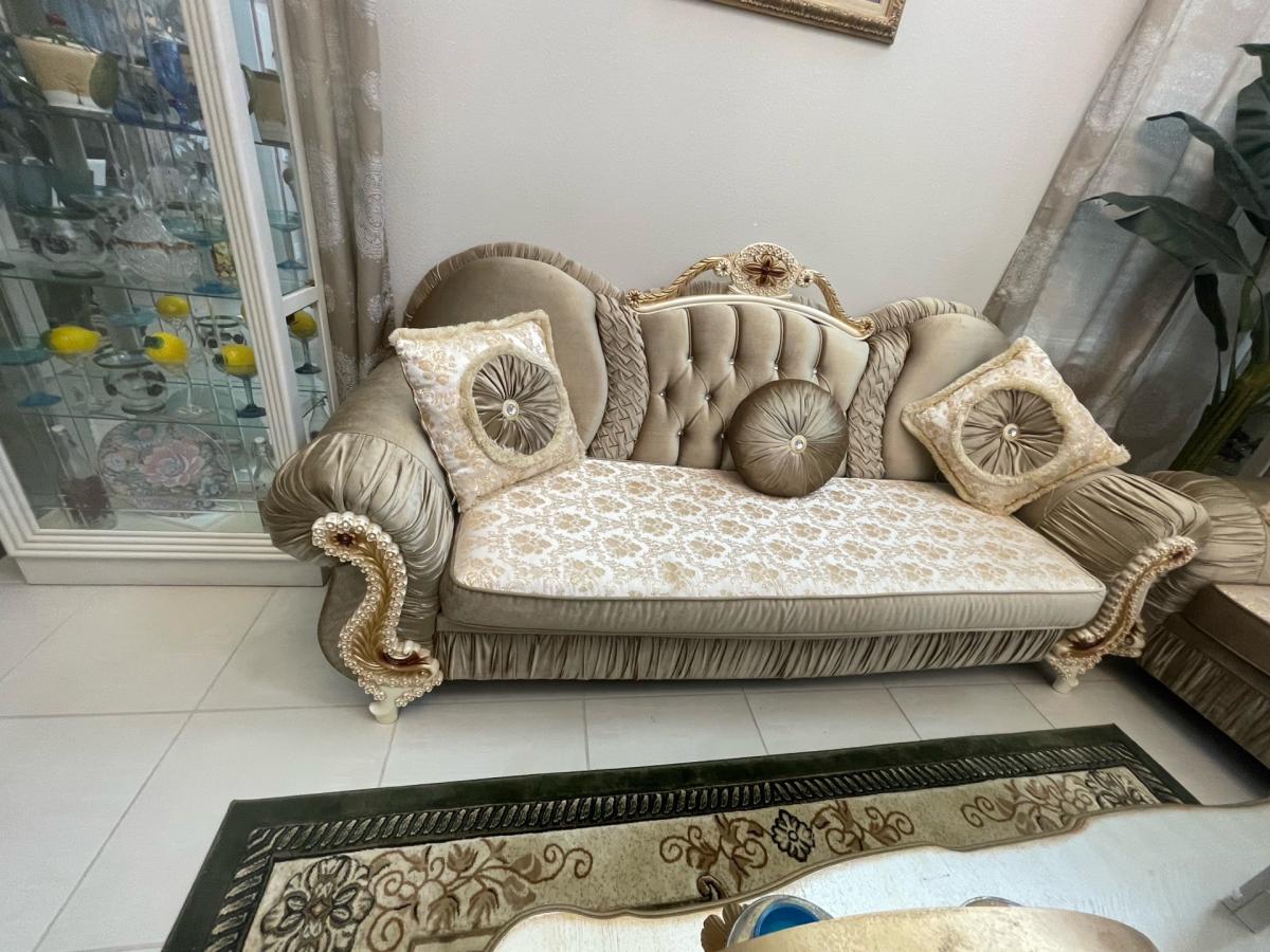 ornate beige gold set