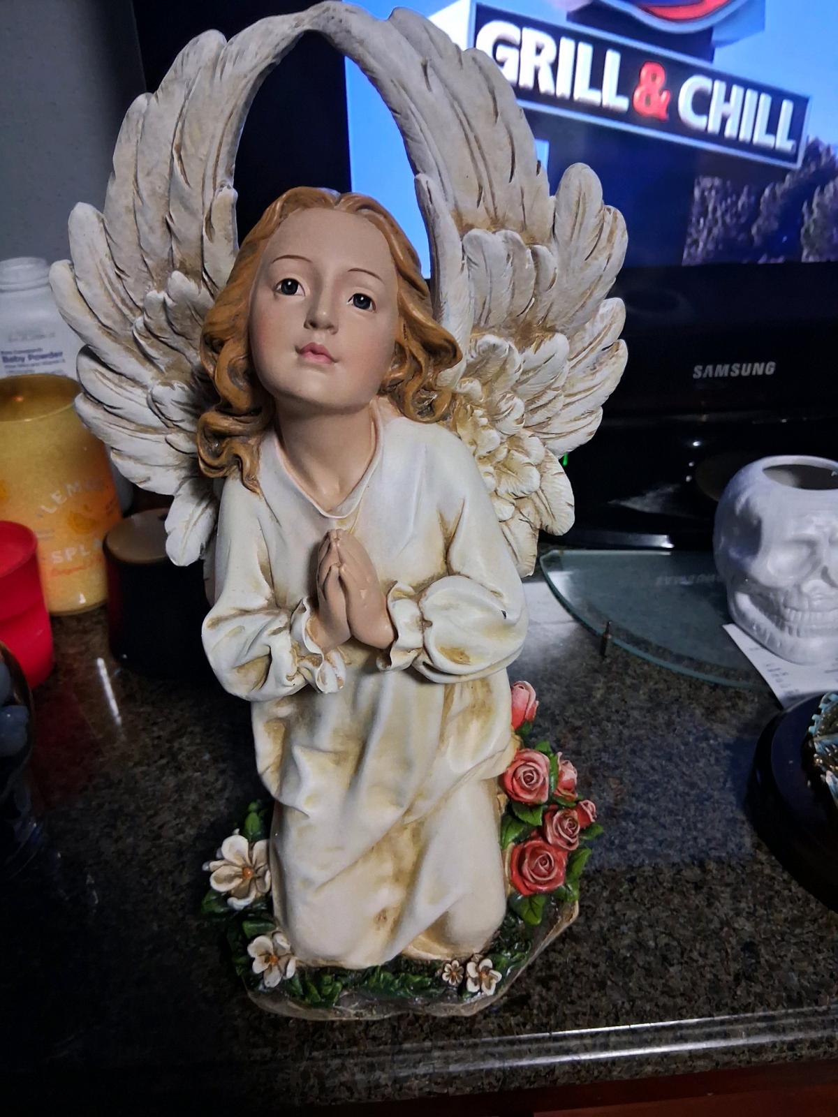 vintage teapots and cookware