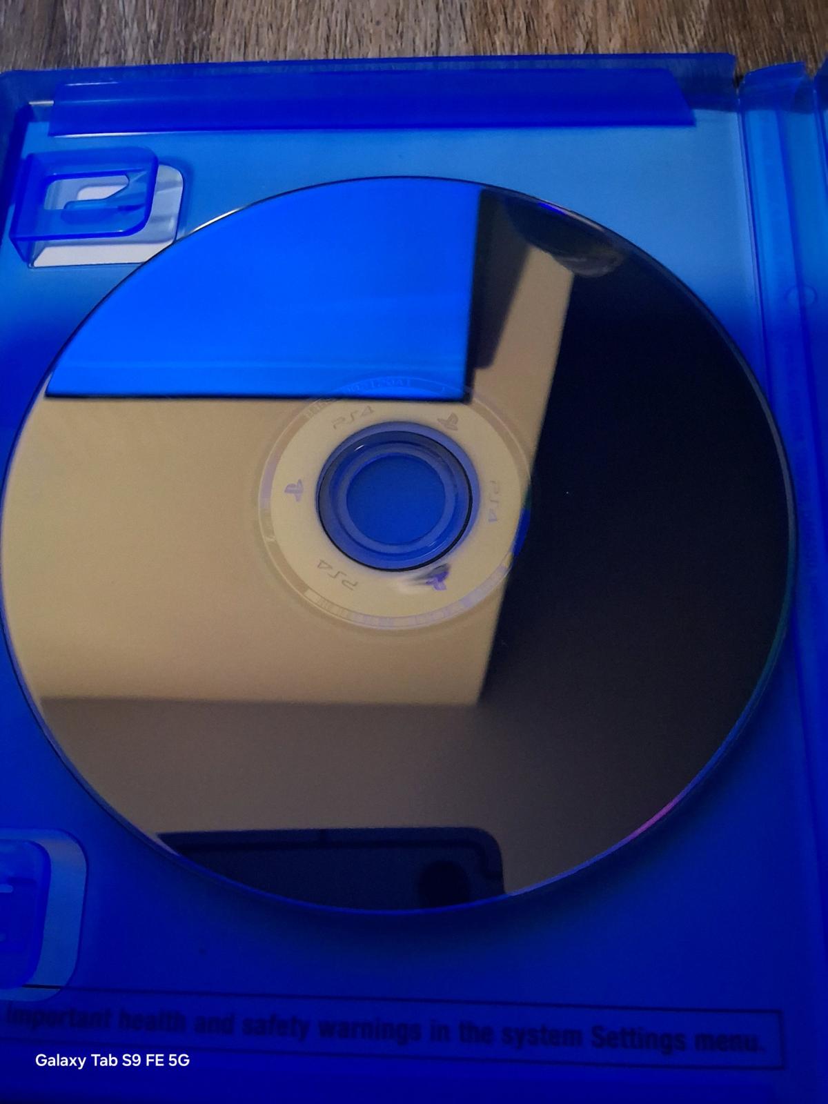 FARCRY 4 Play Station  4 game disc