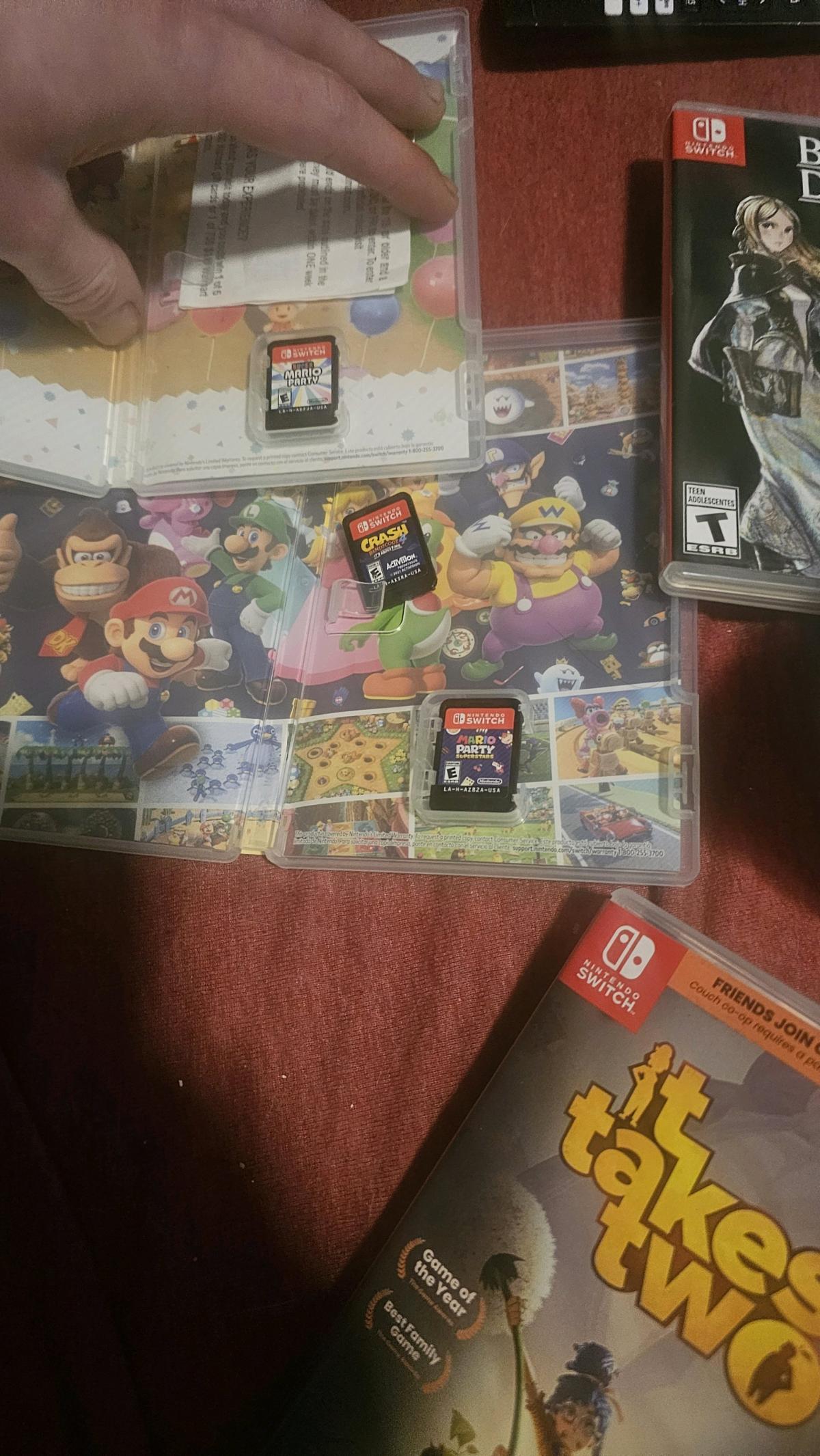 NINTENDO SWITCH 64G OLED BUNDLE