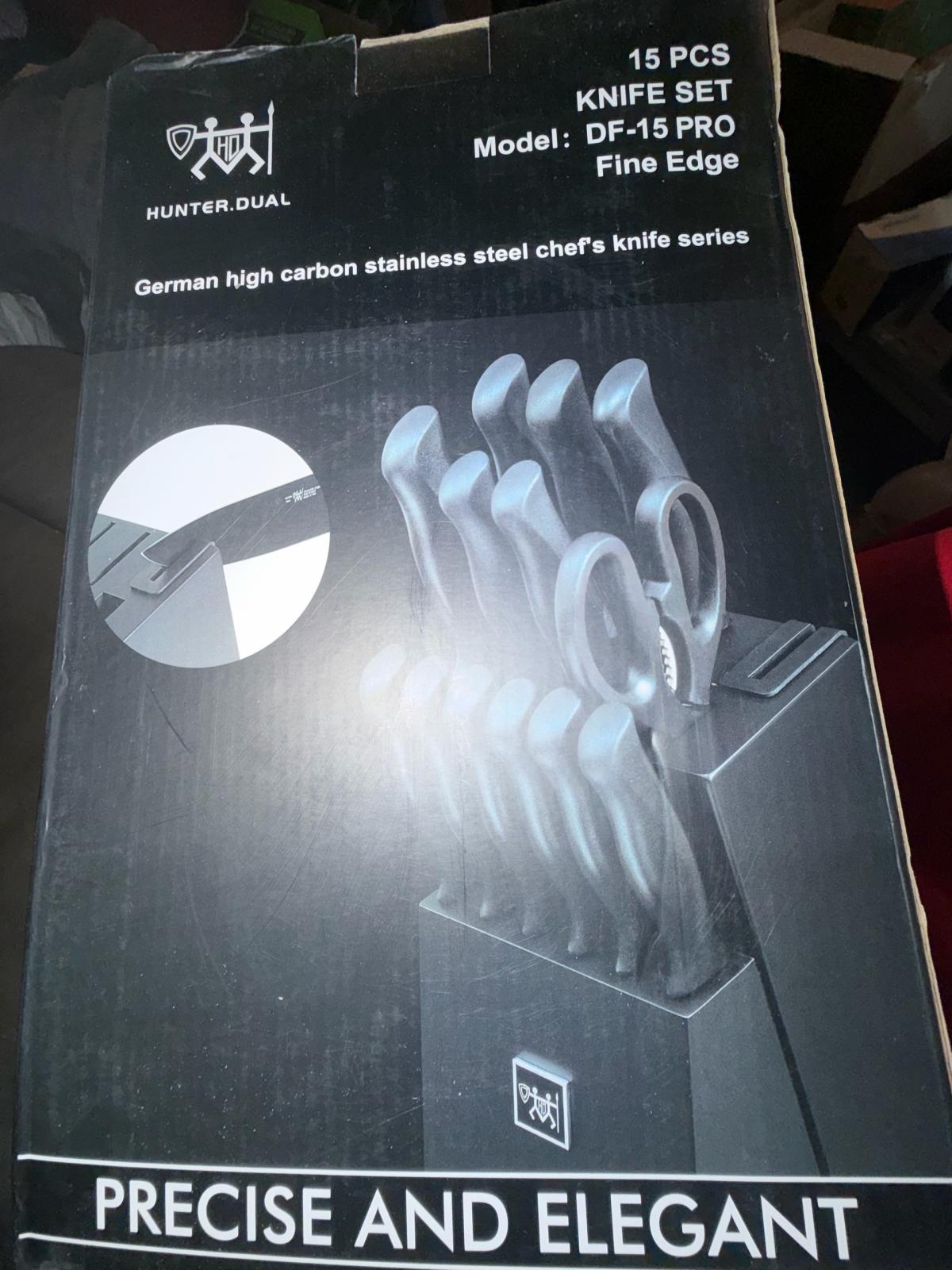 New 15 piece knife set