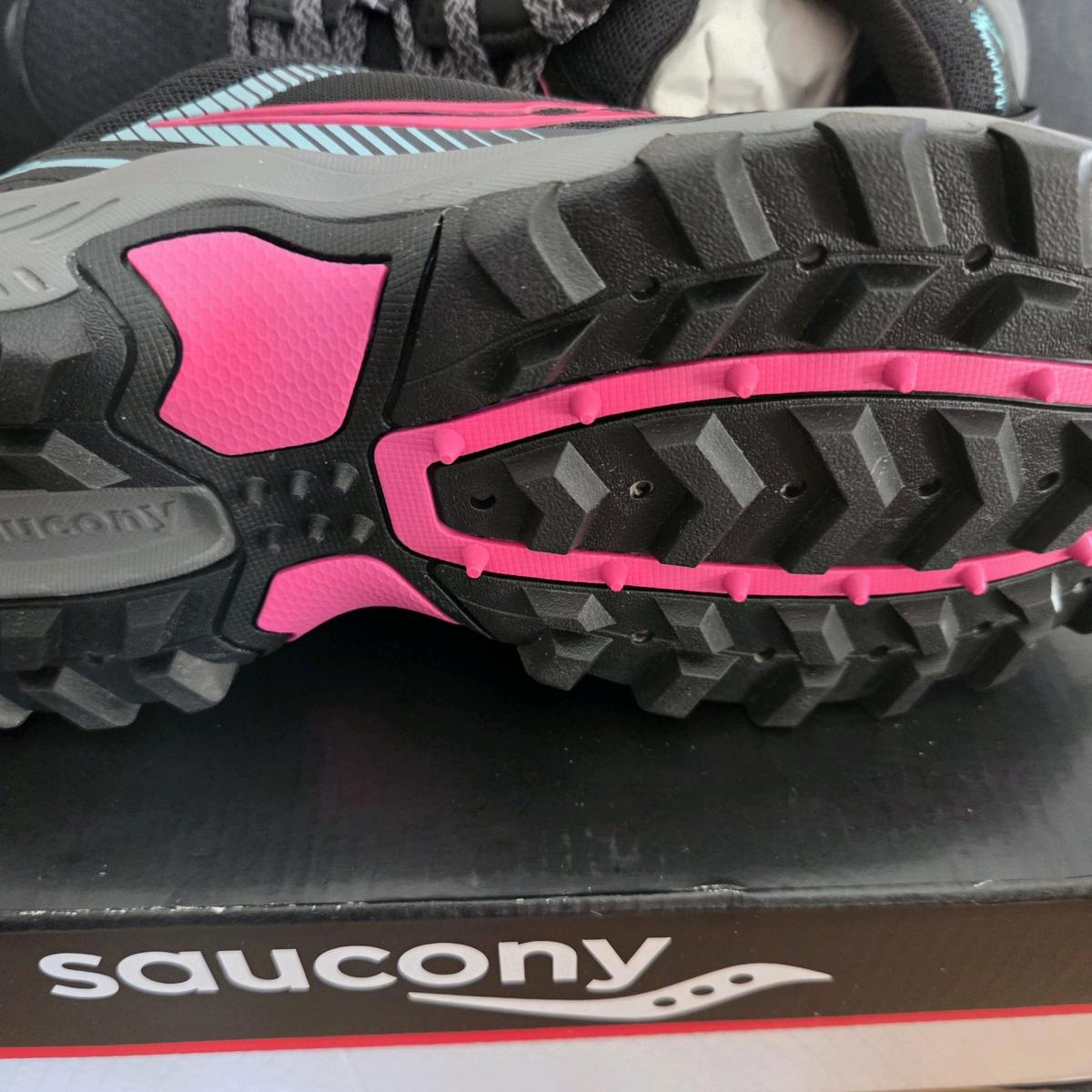 Saucony Excursion TR16 Womens size 65 New