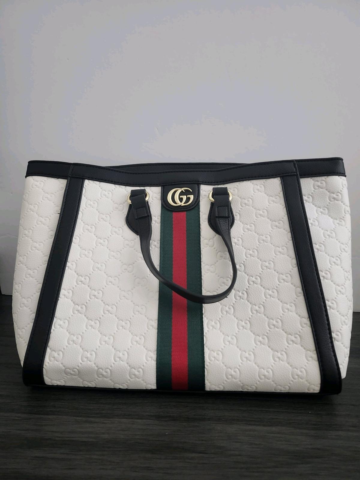 fashionable Handbag 2