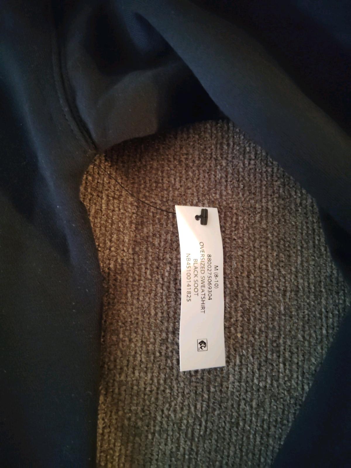 black  sweatshirt medium