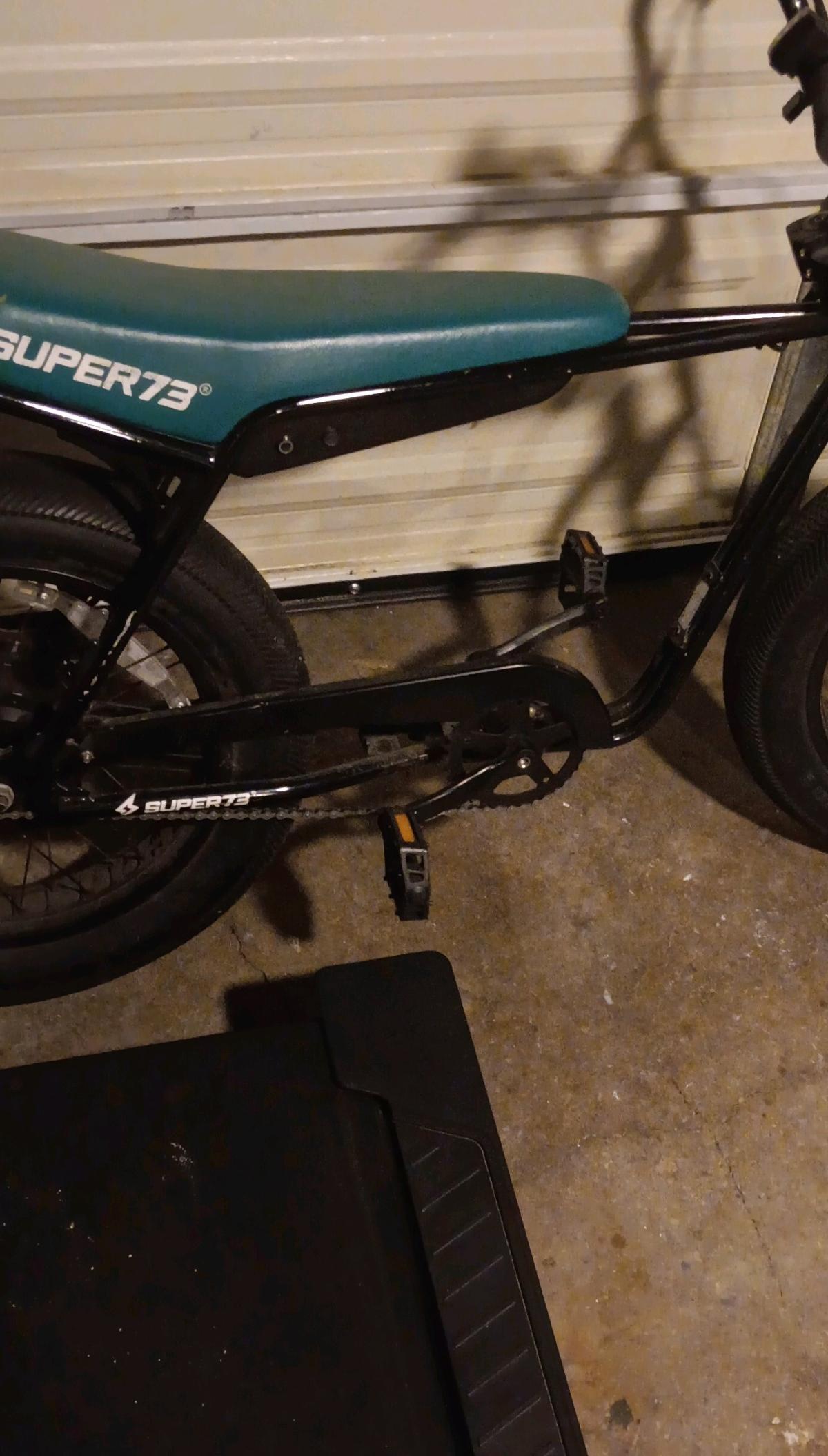 Super73 ECity Bike Black Frame Teal Seat 20 in Fat Tires Kic
