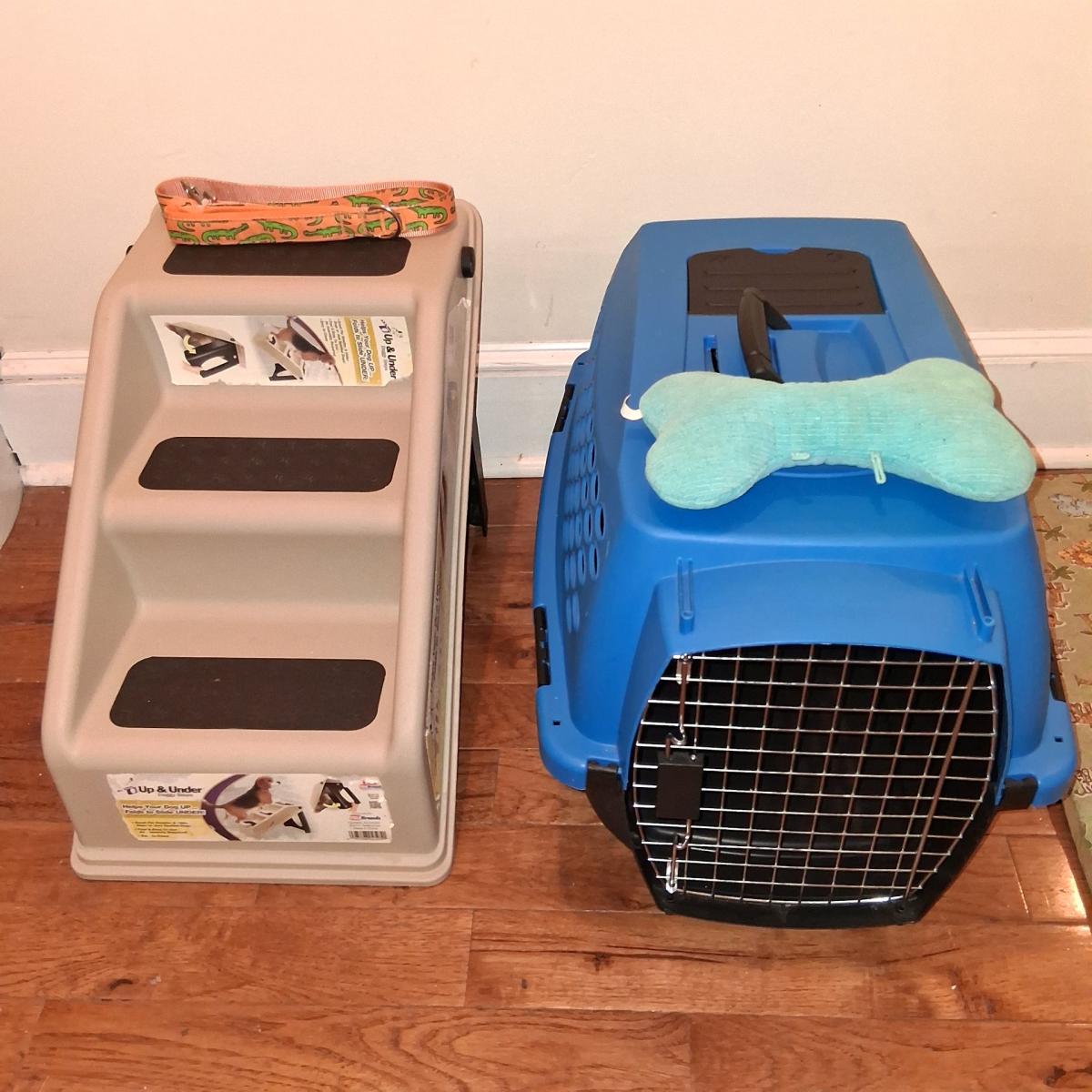 Complete Small Dog Starter Bundle  21 Crate LED Harness Pet