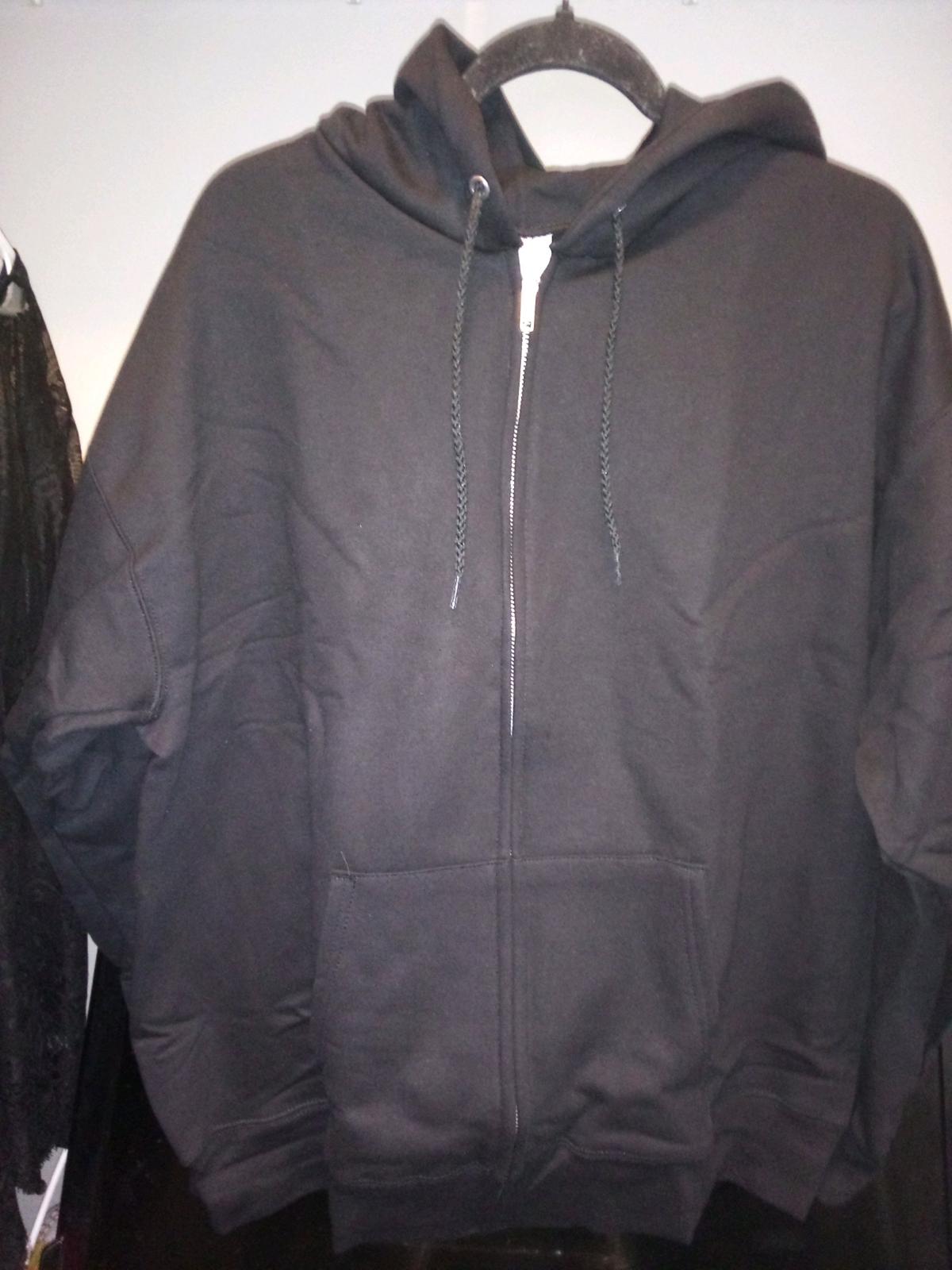 Hanes Zip Up Hoodie Large