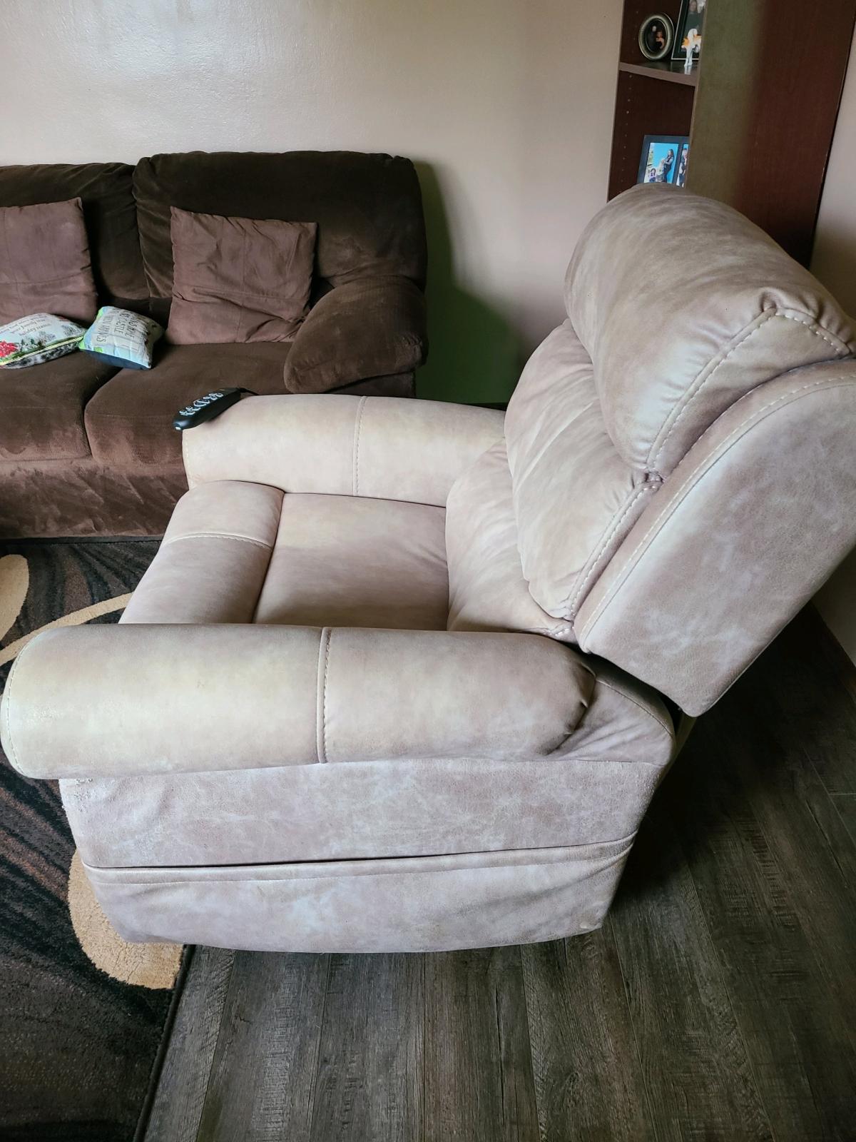 Comfortable Recliner Chair