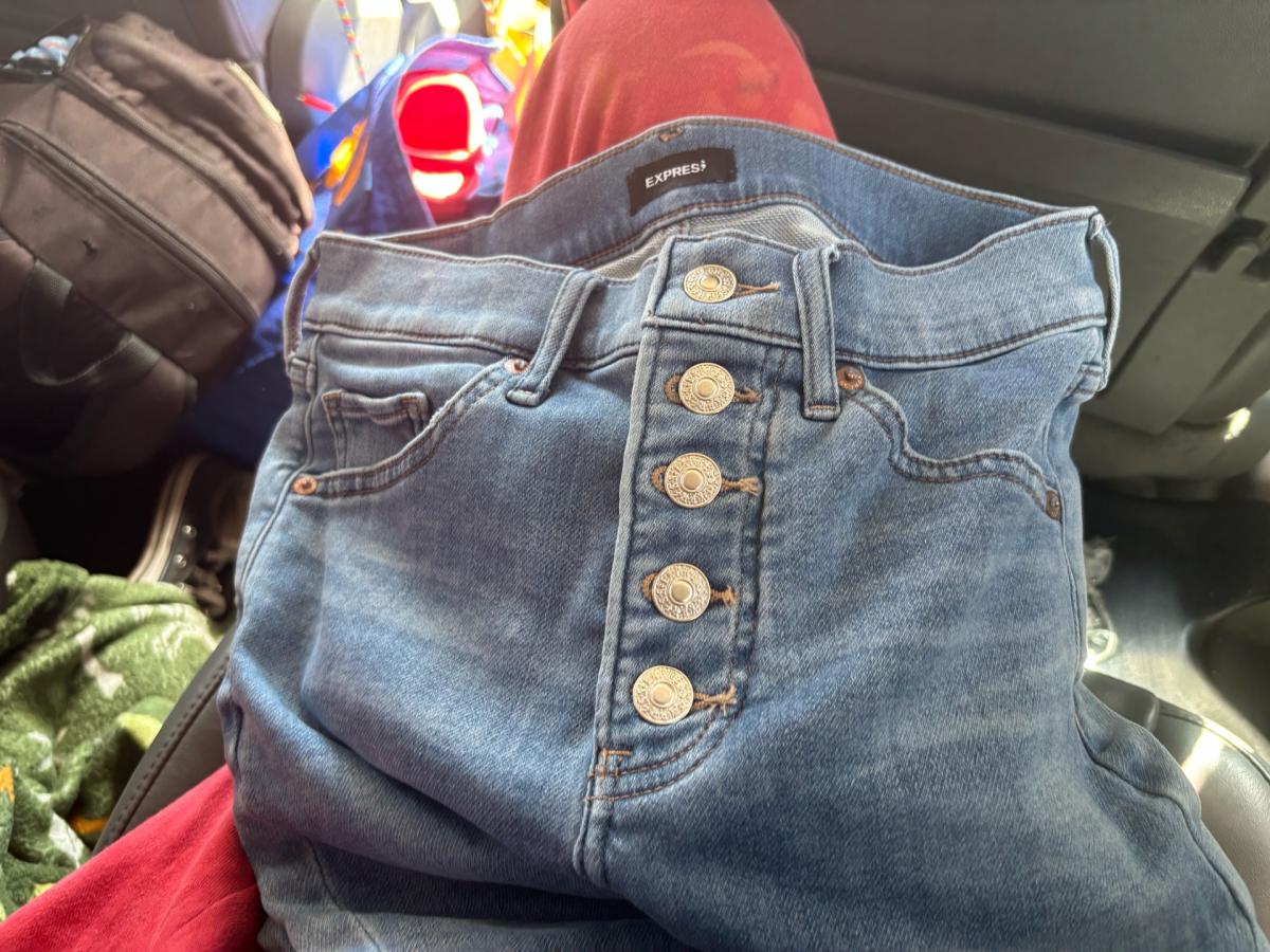 Size 2 Express medium wasted fly button skinny jeans