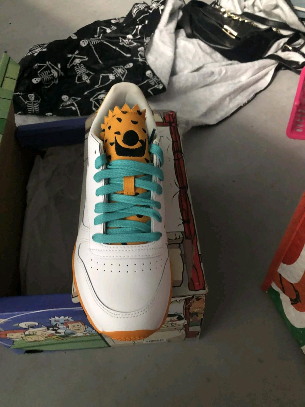 Flintstone sneakers size 7
