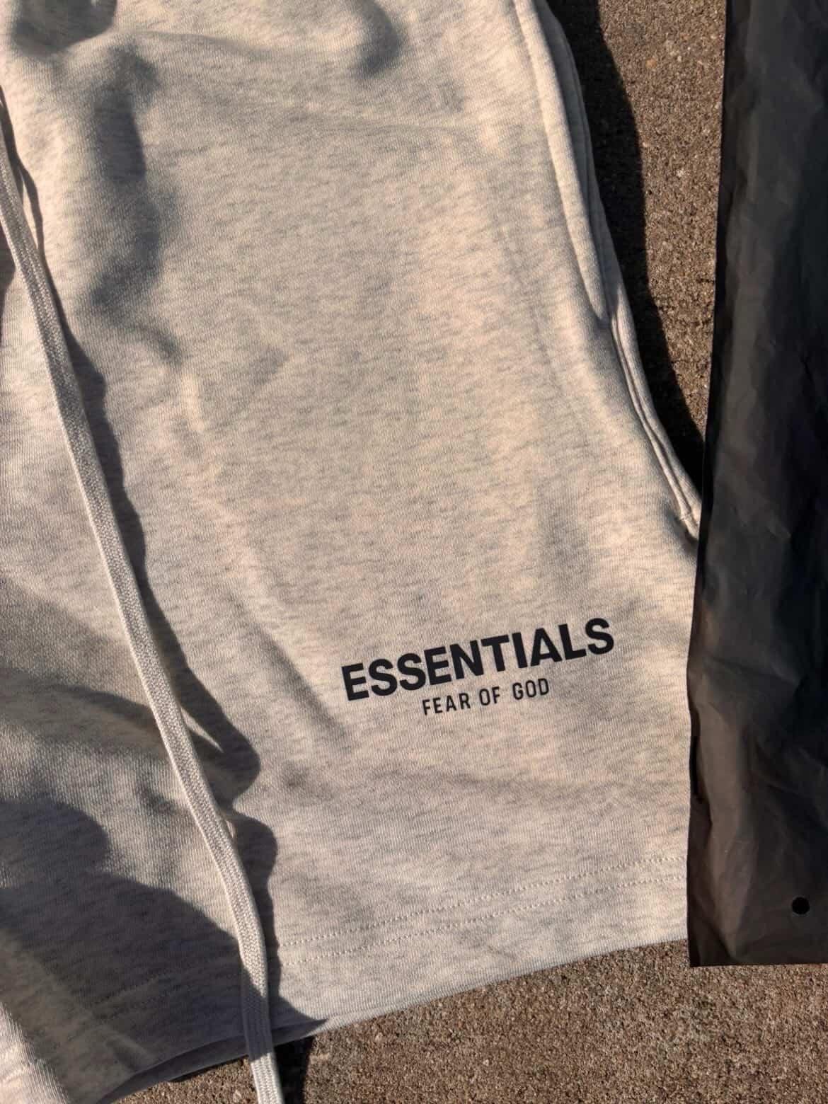 essential shorts