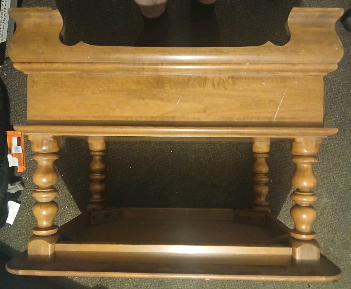 Ethan Allen Endtable