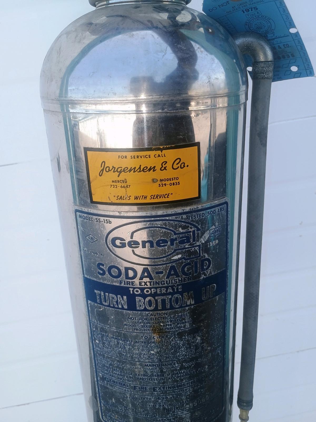 Vintage General Fire Guard Soda Acid Extinguisher  SS15  Blu