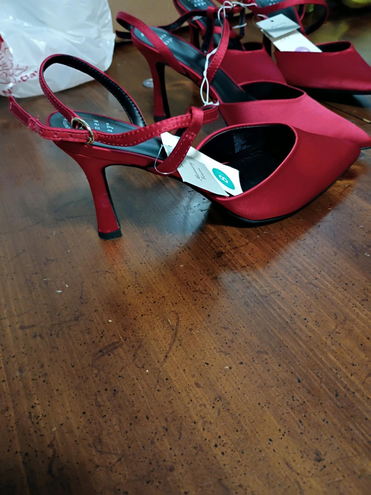 Brand new red heels memory foam