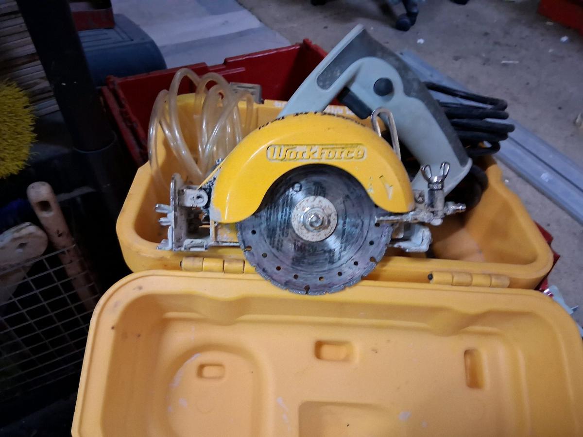 Wet saw