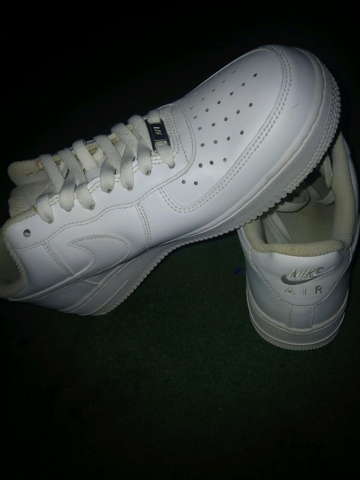 Nike Air Force 1 2007 sz 9 mens