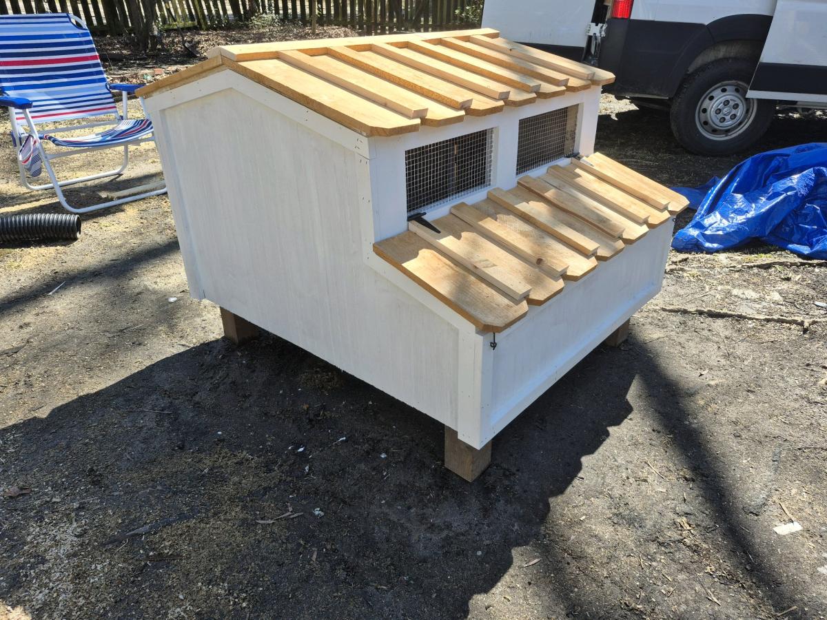 4x4x3 chicken coop