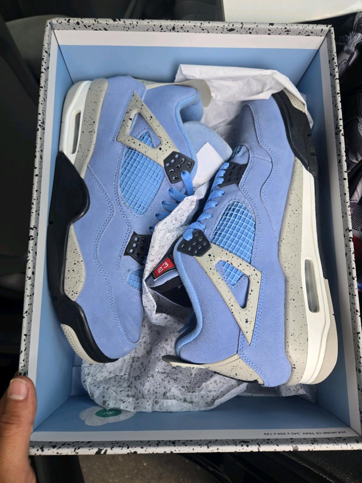 unc 4s sz 95