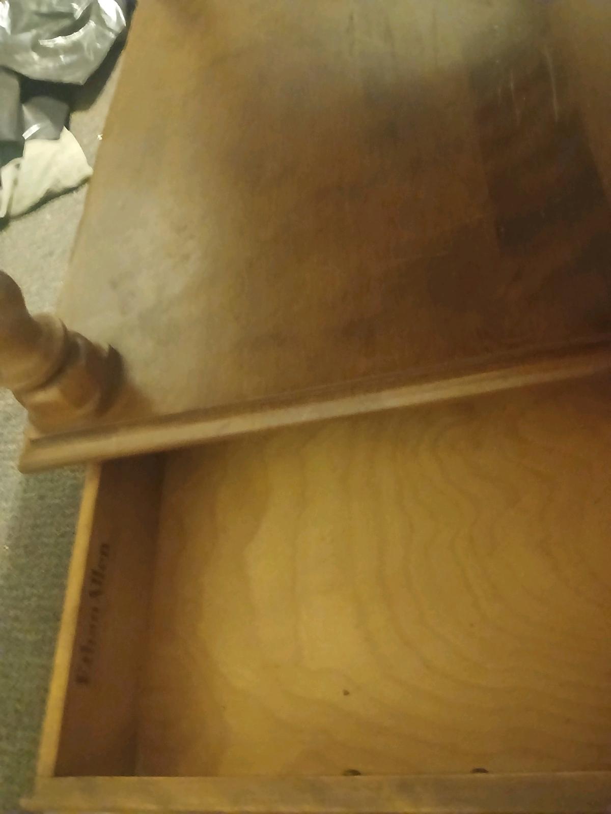 Ethan Allen Endtable