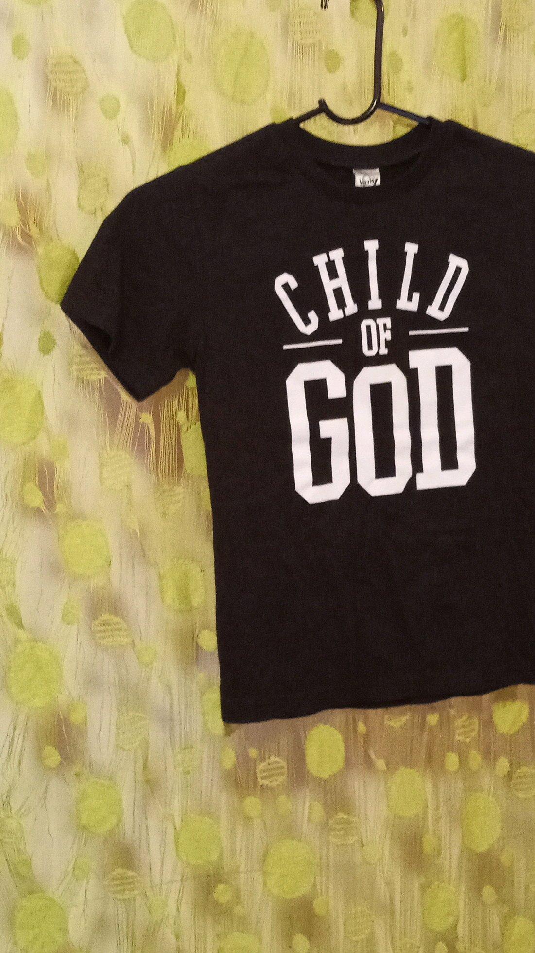 Kavio boys graphic T shirt size M