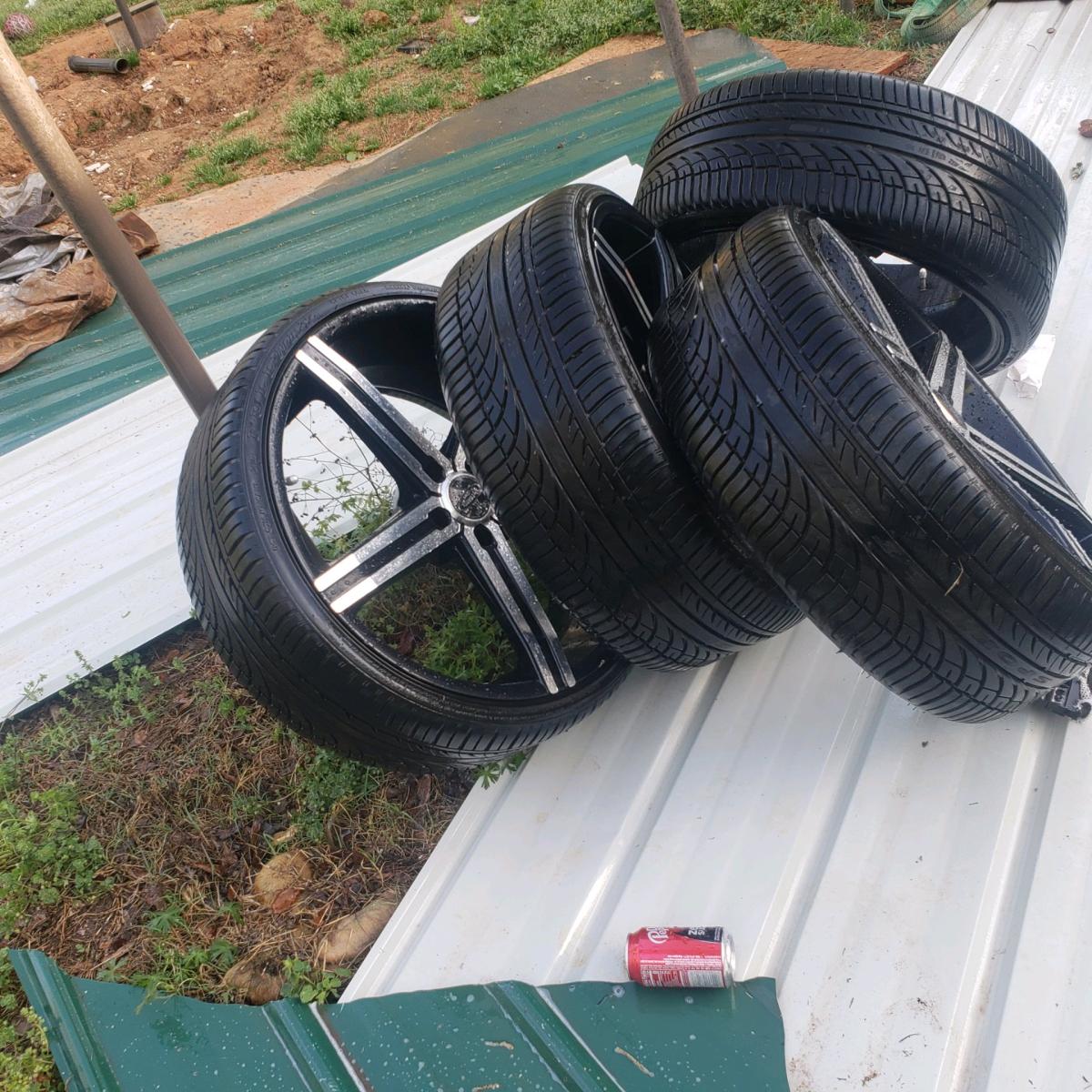 22  Versante  Aluminum Alloy rims w tires