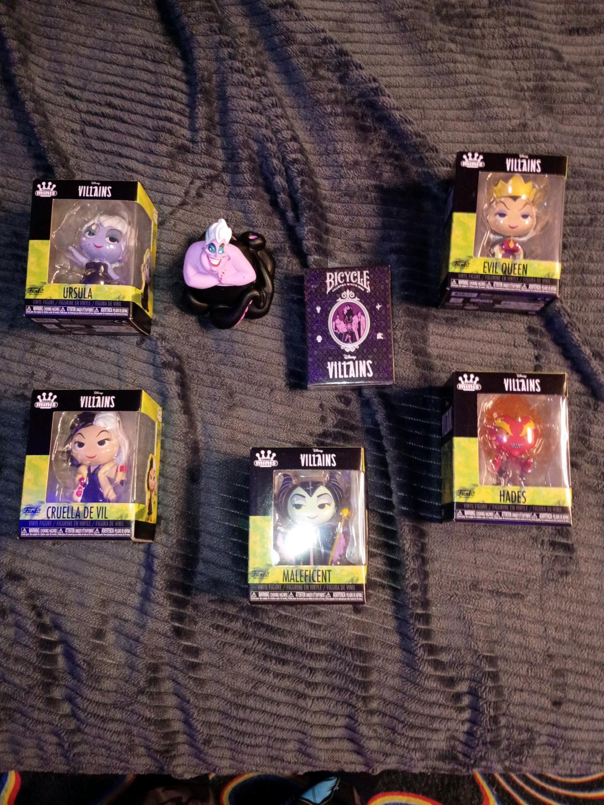 set of villains Funko minis with deck of cards and Ursula fu