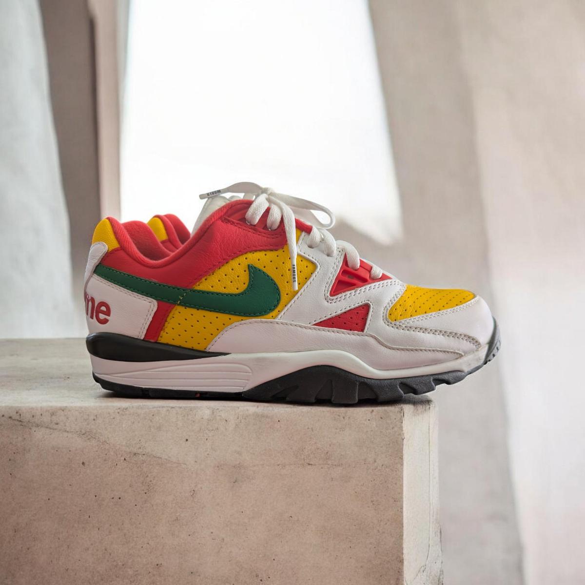 Nike Cross Trainer Low Supreme White Yellow Red Size 13