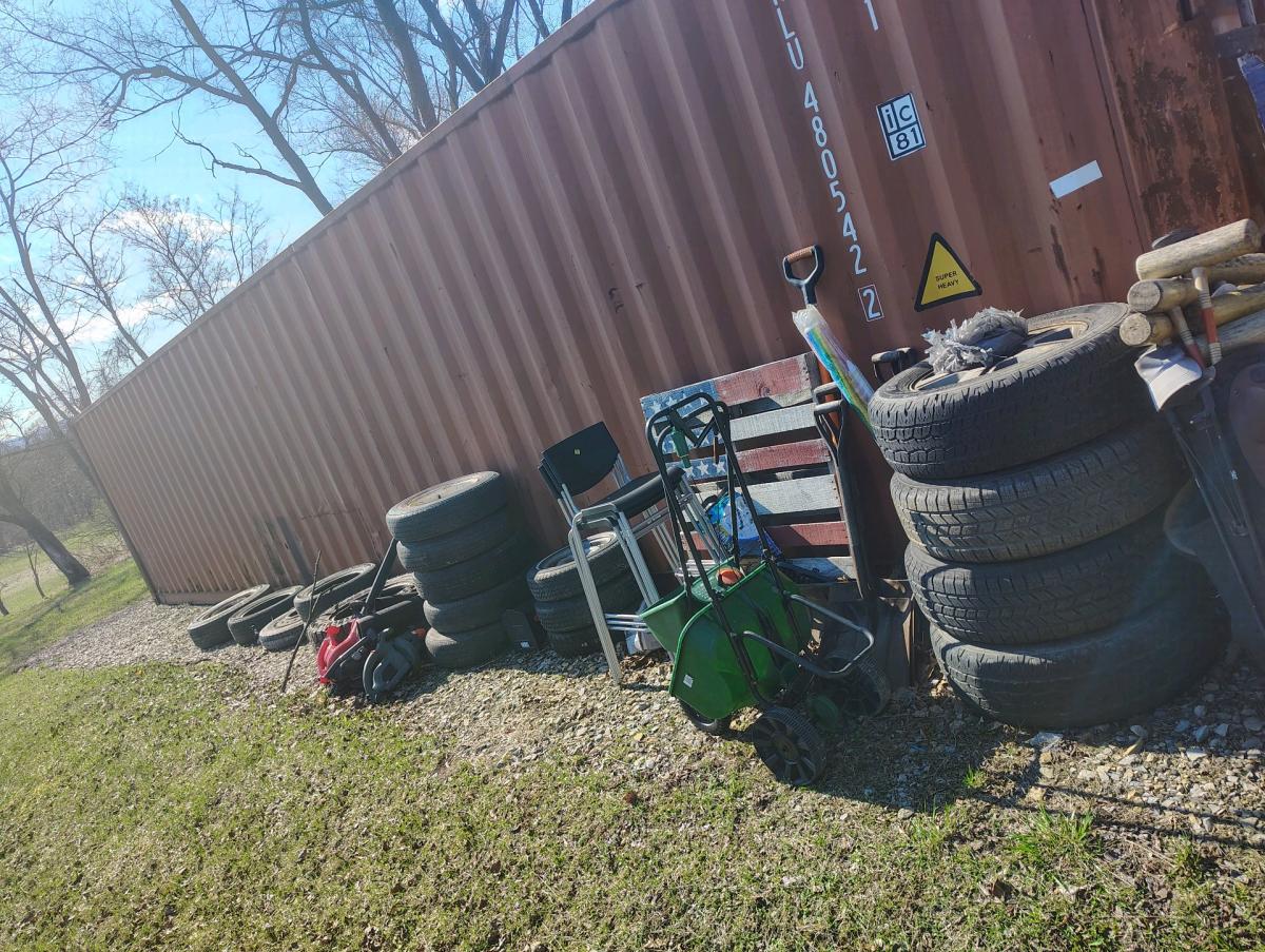 garage sale