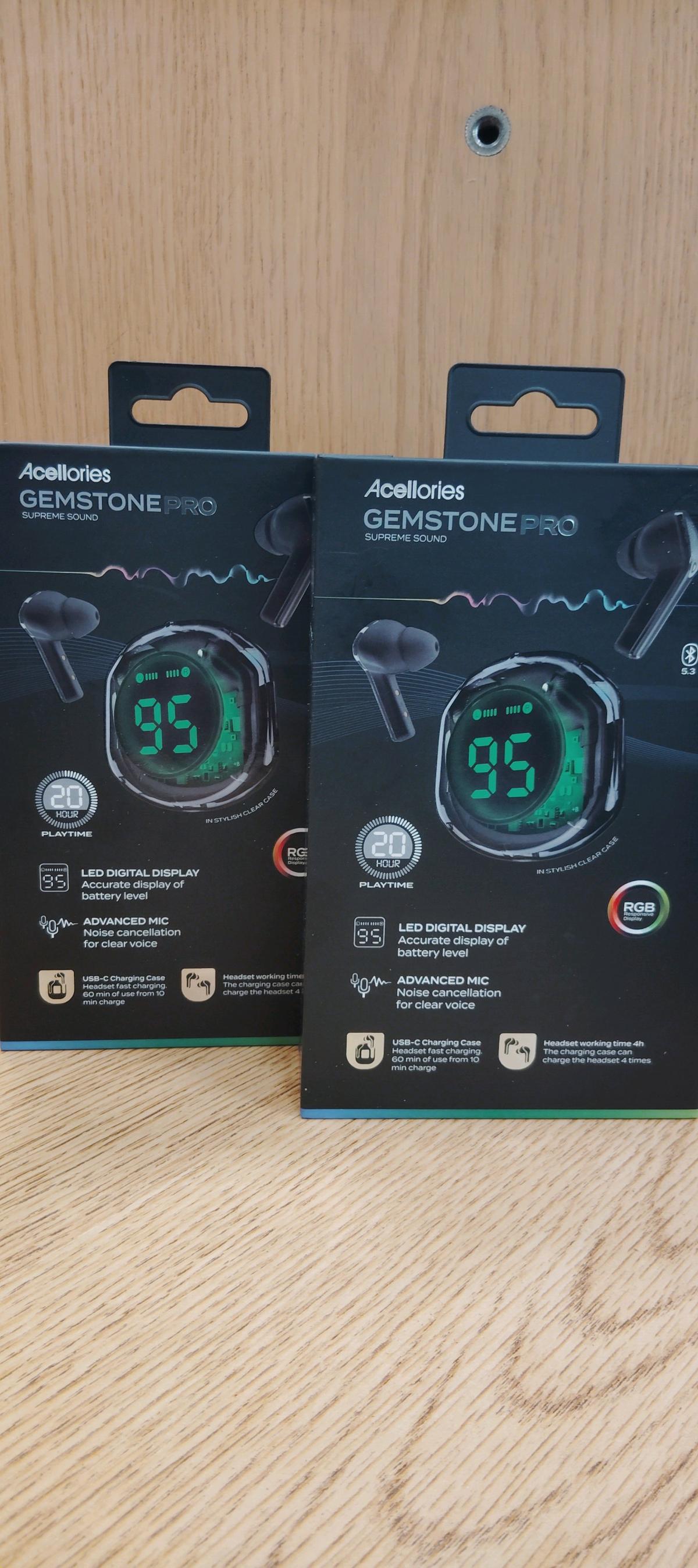 NOISE CANCELLING BLUETOOTH HEADPHONES