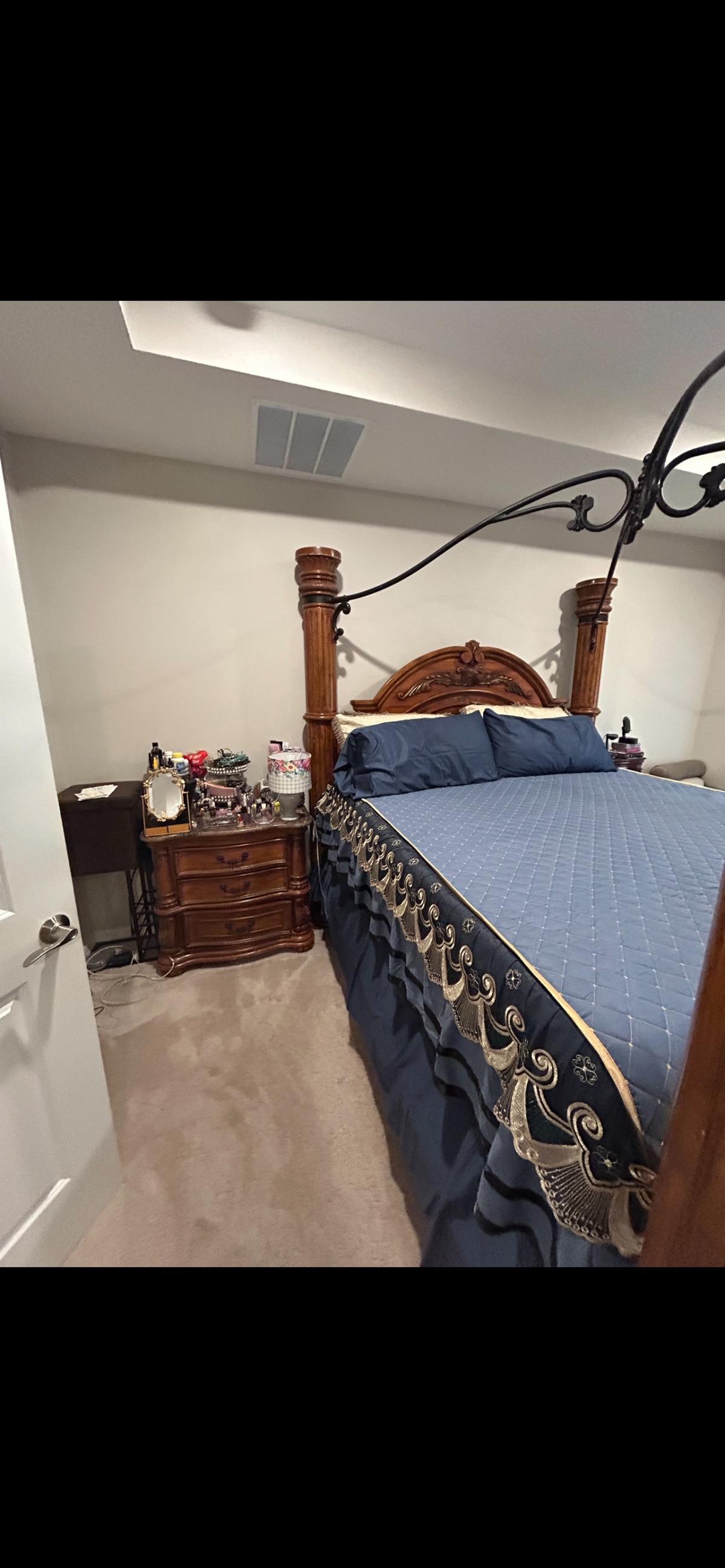 king four poster bed with mattress