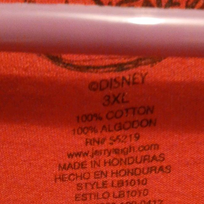 Disney Minnie mouse mom shirt in red