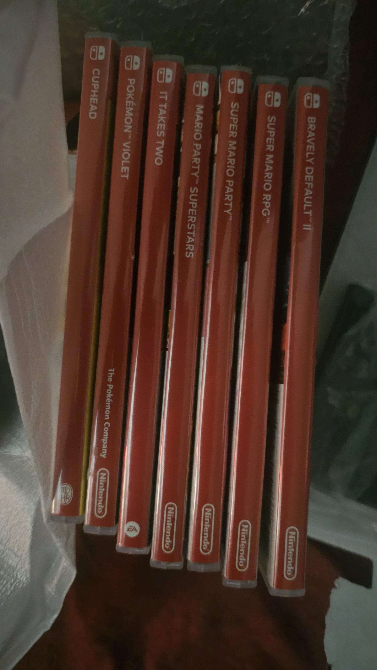 NINTENDO SWITCH 64G OLED BUNDLE