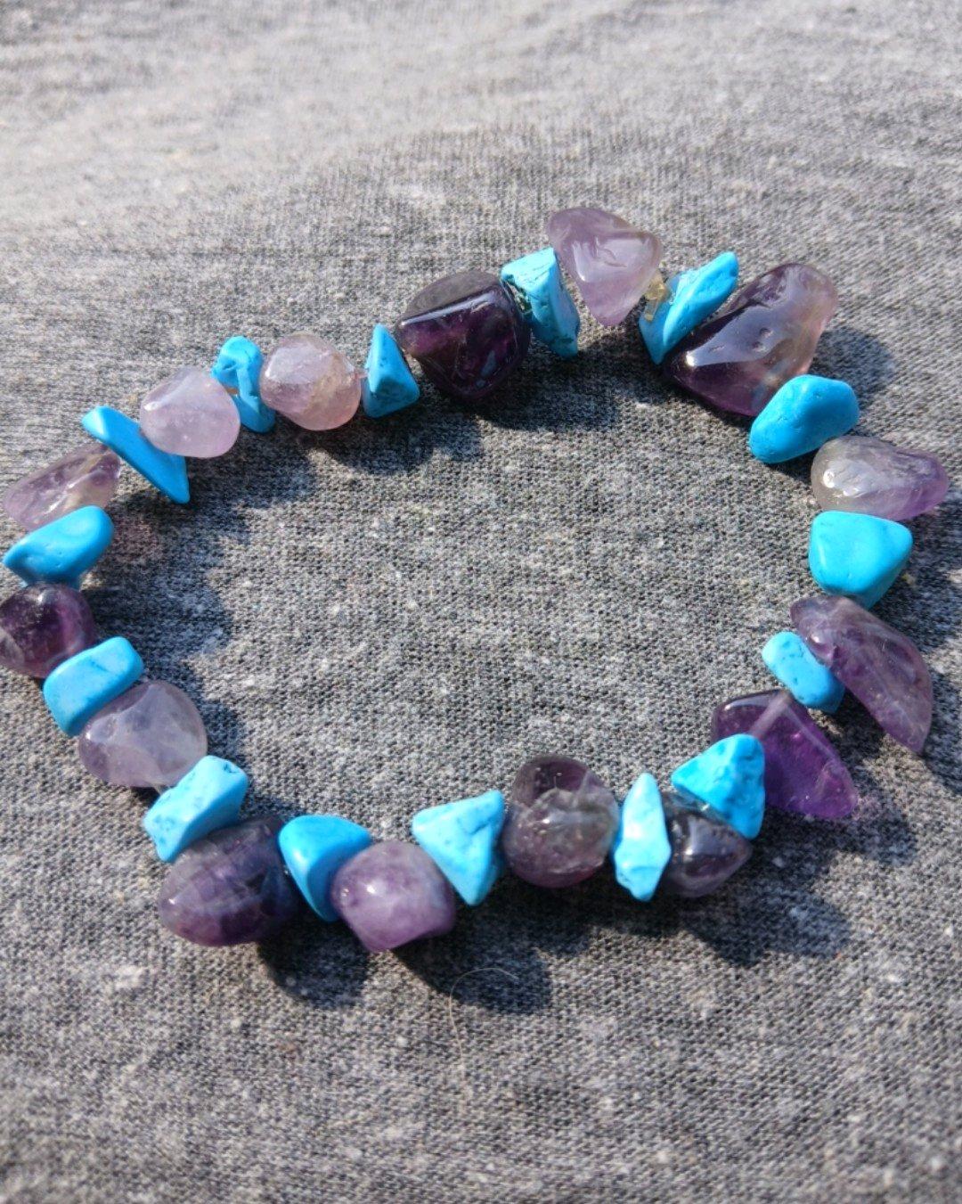 Blue Howlite Amythest Chipped Bracelet