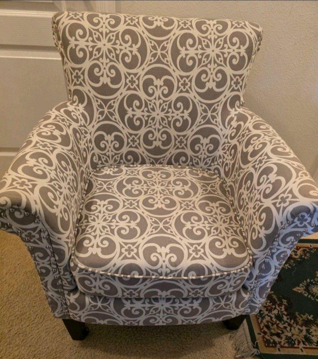 Brooke chair
