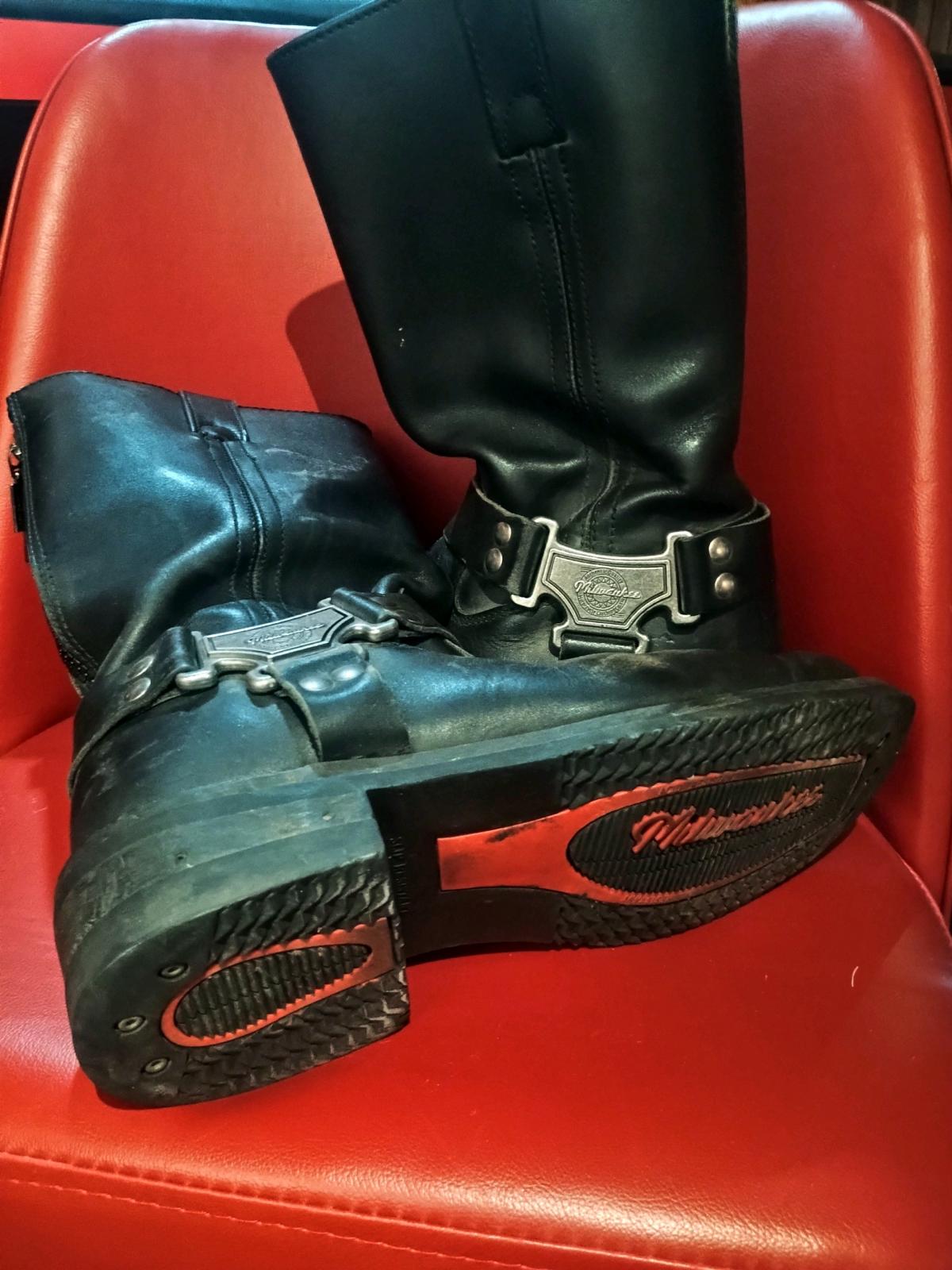 motorcycle boots