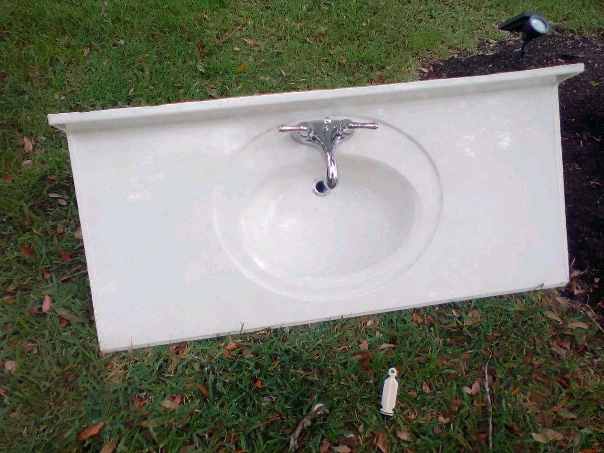 4ft bathroom sink