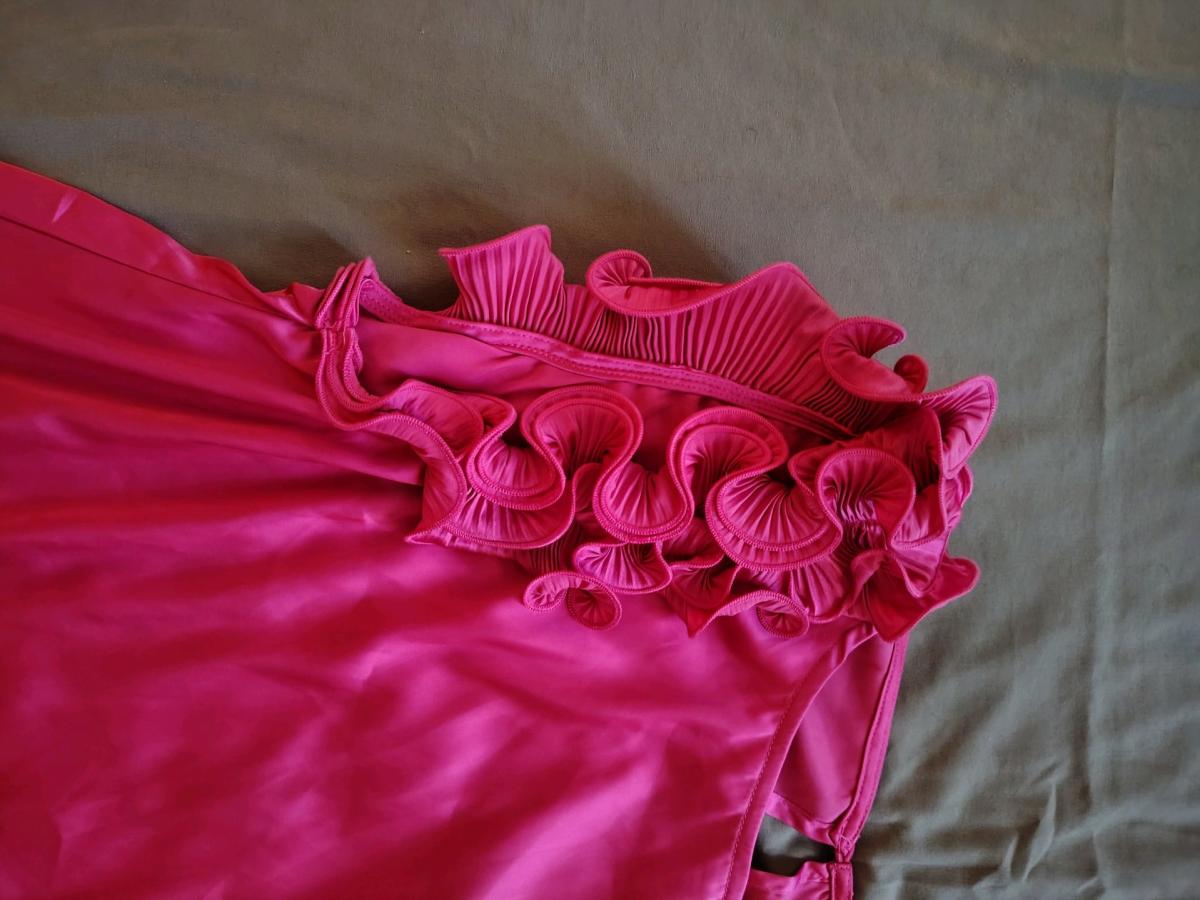 CLASSY AND MODERN WOMENS DRESS SHIRT