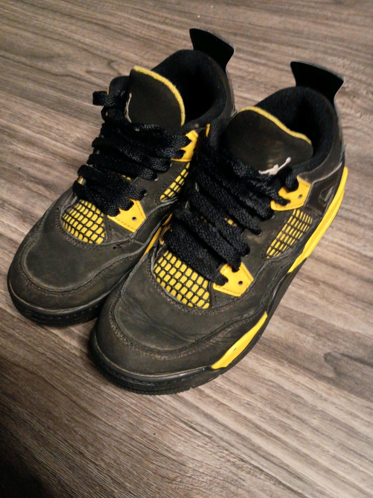 size 1Y 4 retro thunder