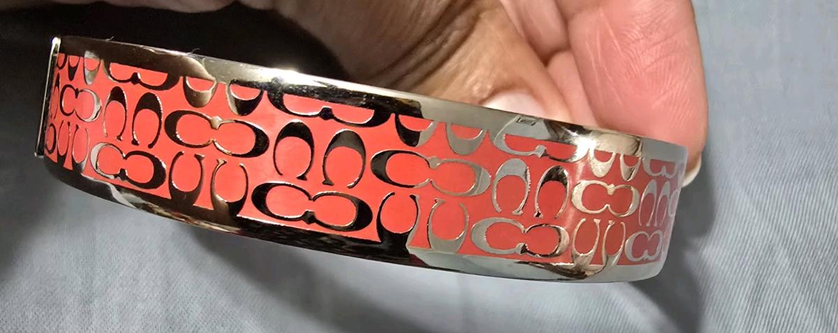coach bracelet bangle