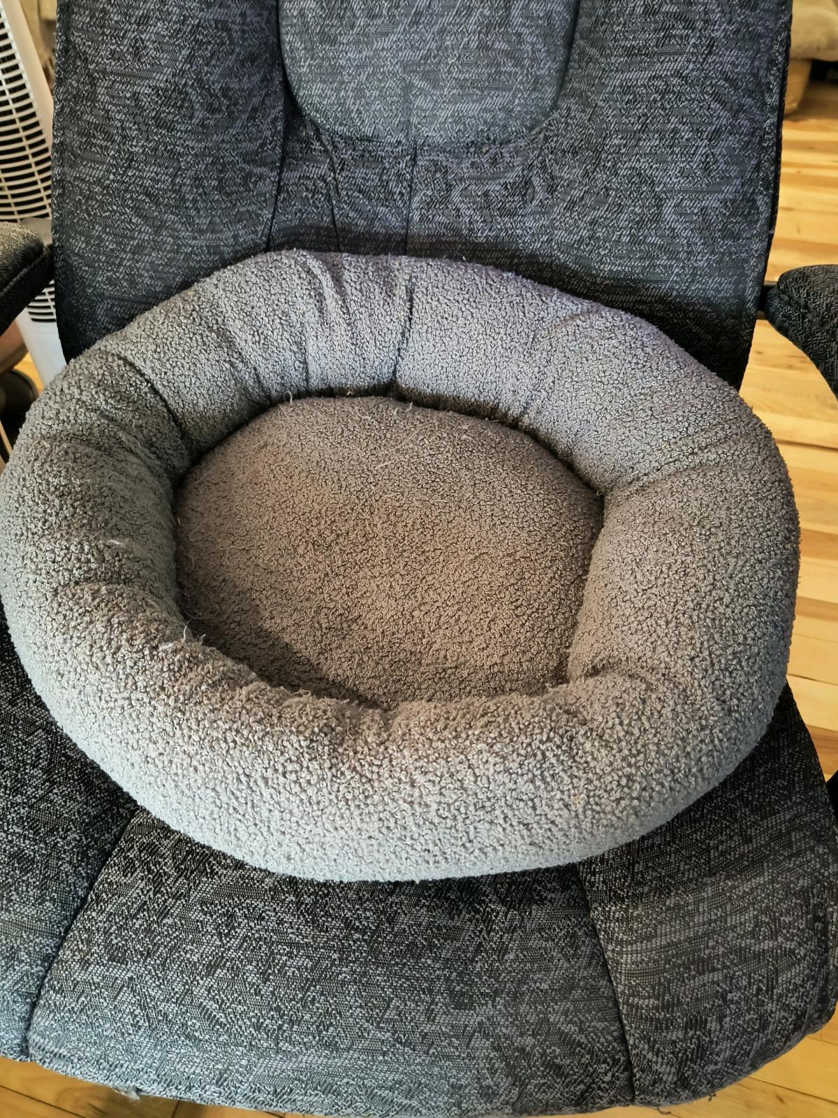 Plush Cat Bed