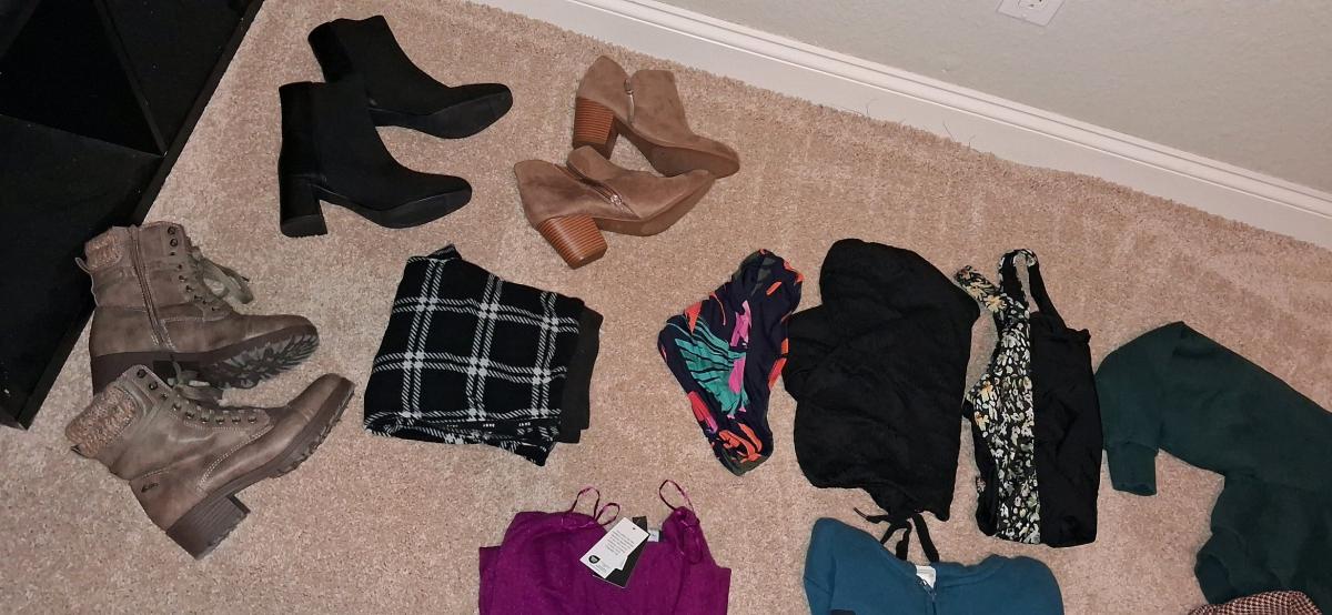 Huge lot of clothes size Mto XL