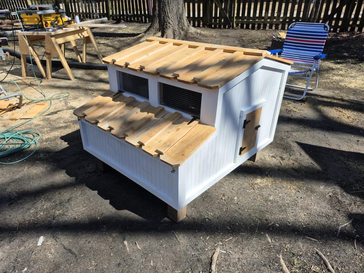 4x4x3 chicken coop