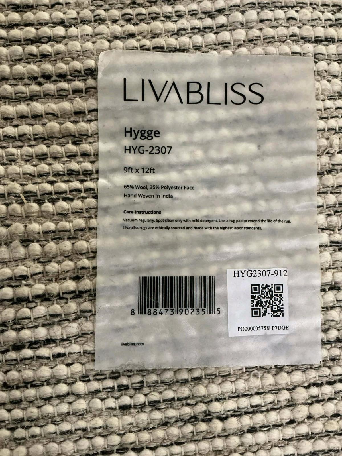 Brand New Livabliss Hygge 9x12 Wool Rug  Factory Damage on E