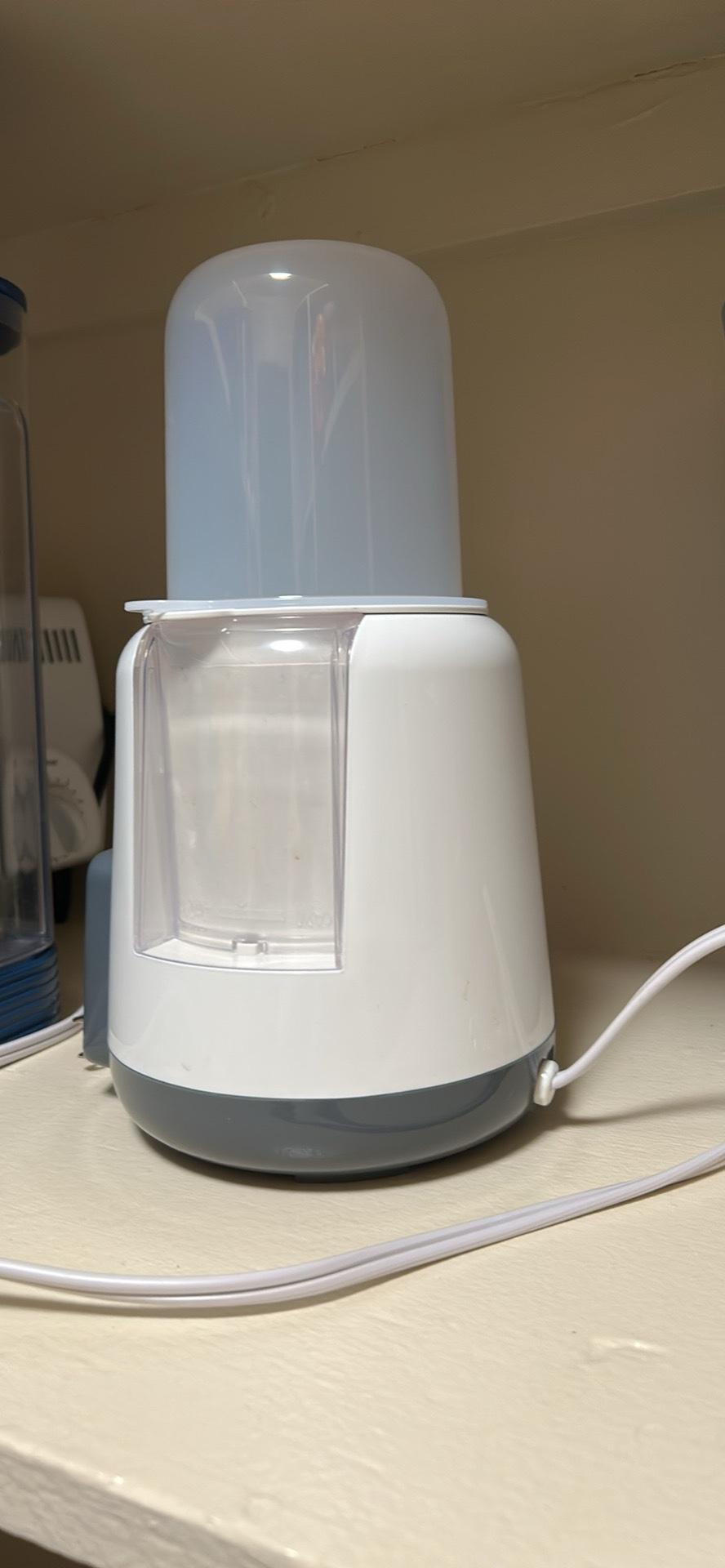 bottle warmer