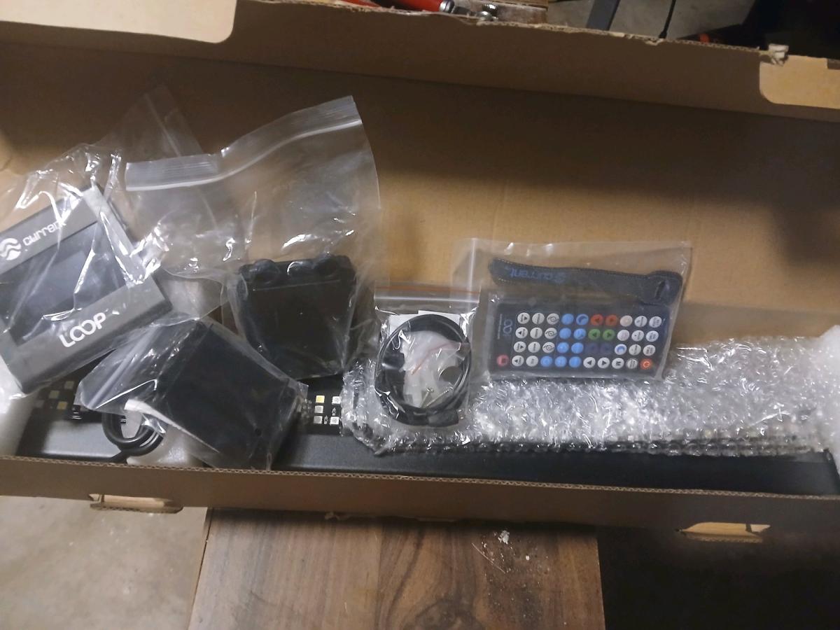 Current USA 2436 inch Orbit Marine LED Aquarium Light