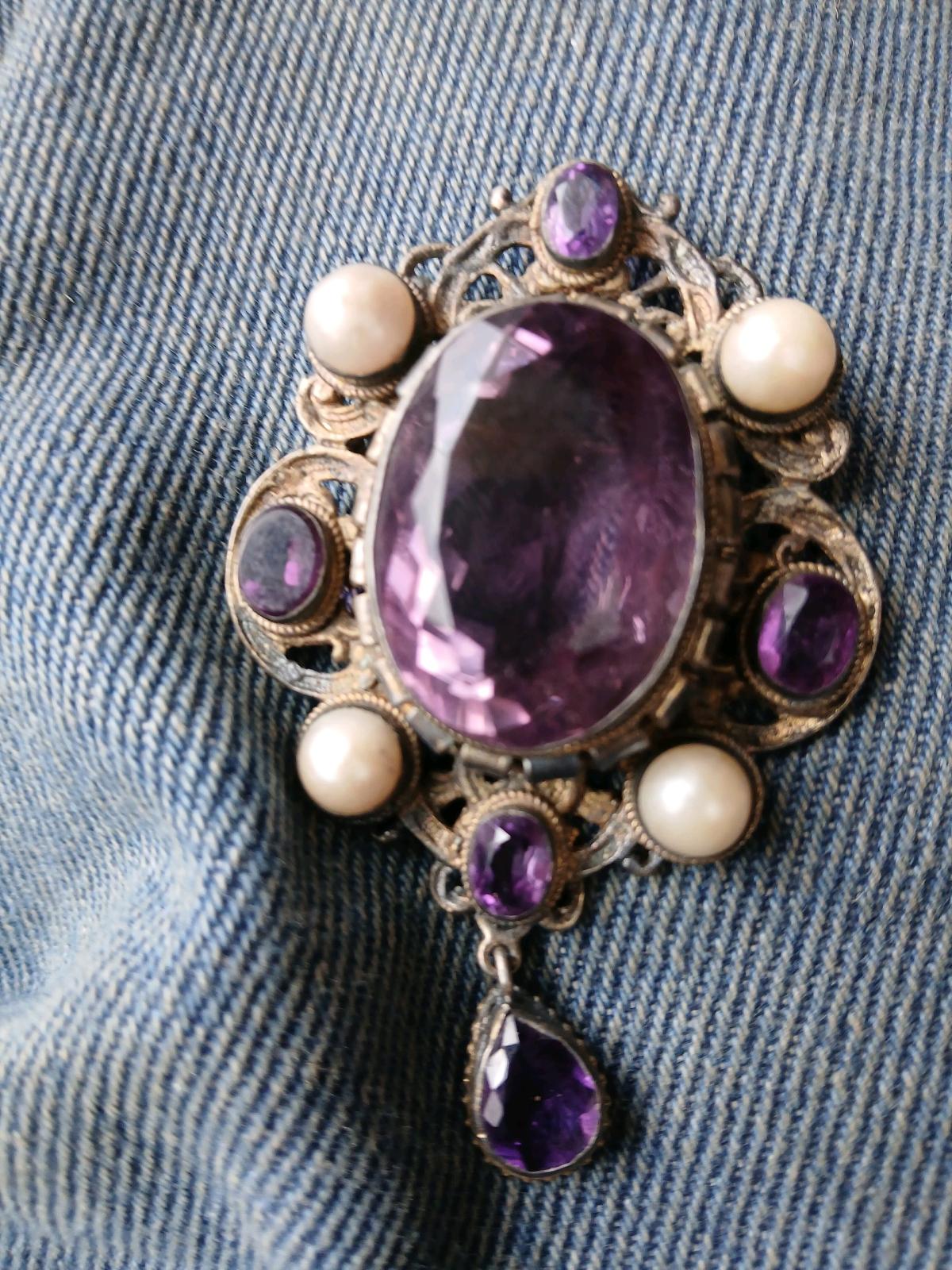 amethyst and pearl pin